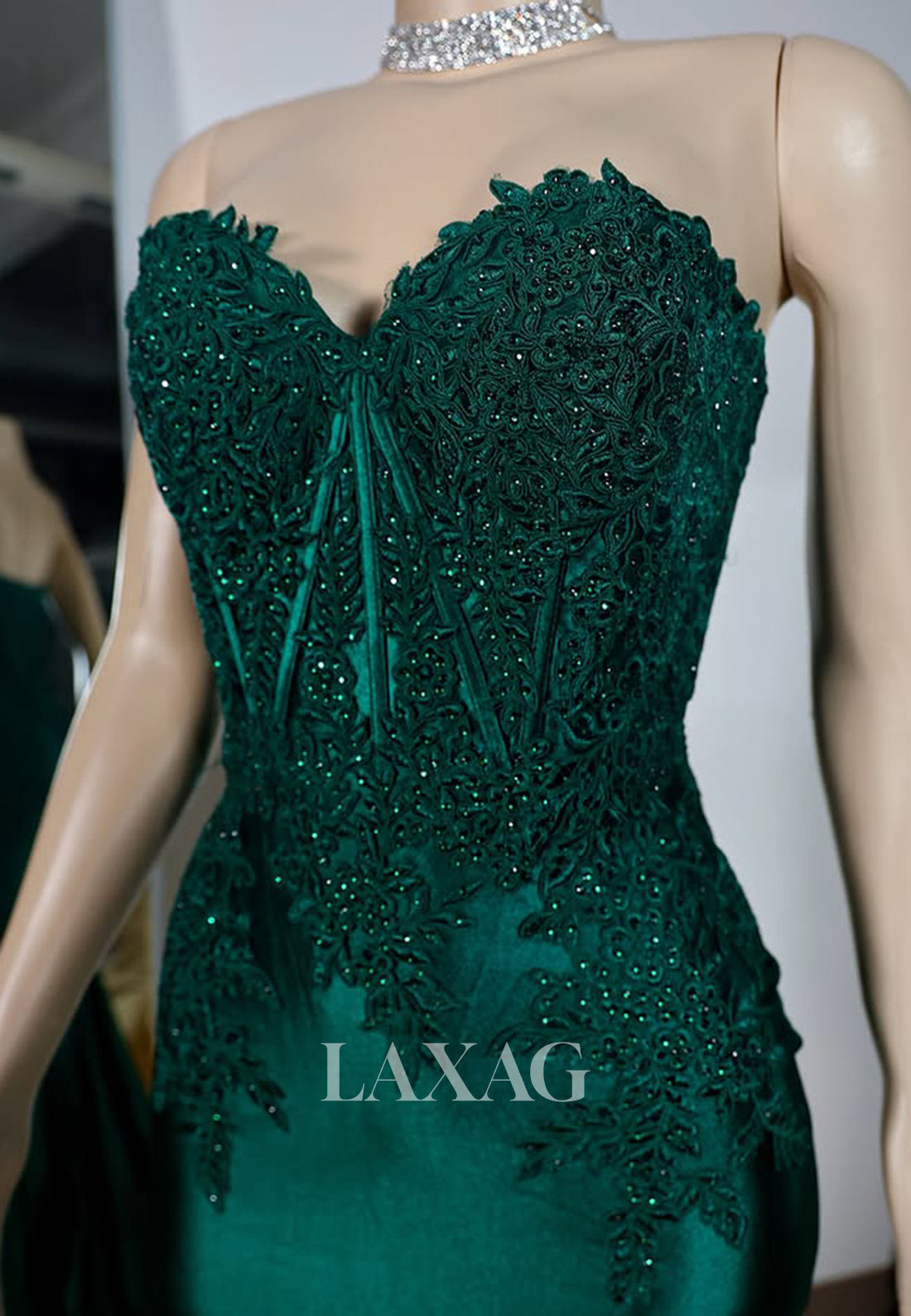 Off-Shoulder Sweetheart Sleeveless Mermaid Prom Dress Beaded Lace Applique Party Gowns with Slit