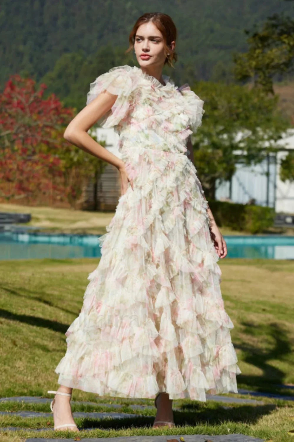 Maxine Floral Embroidery Charming Sleeveless Maxi Dress