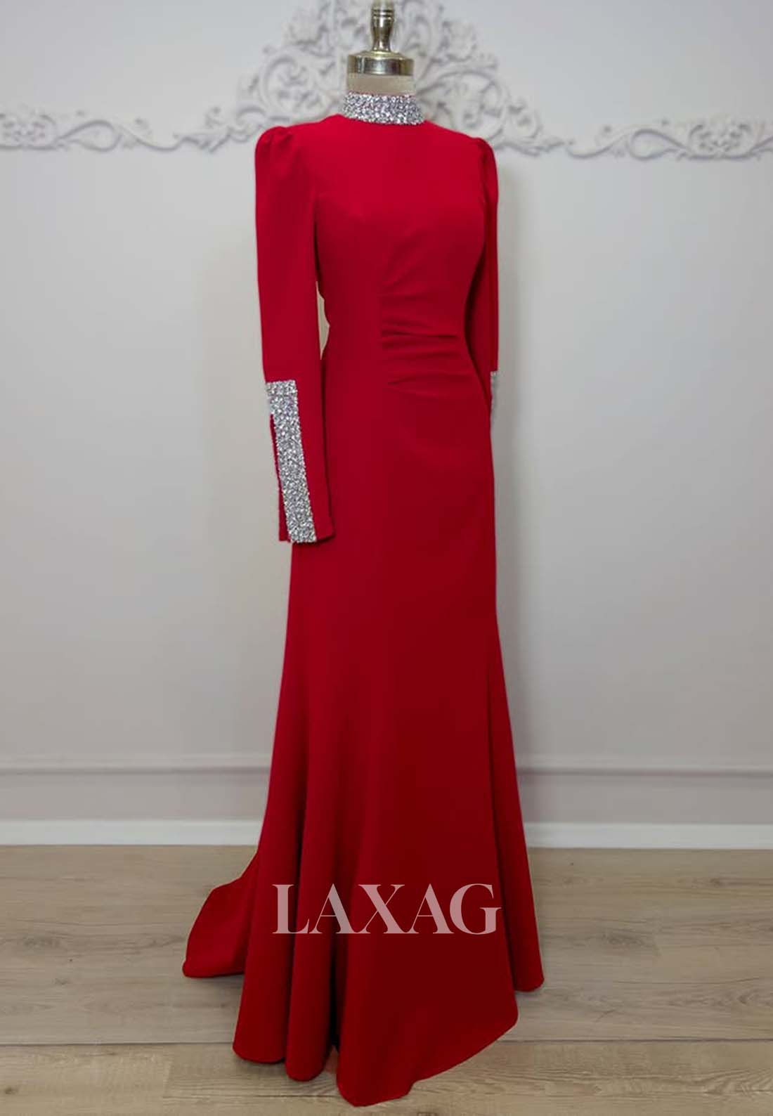 Beaded High-Neck Long-Sleeves Fitted Evening Dress Pleated Satin Floor-Length Formal Gowns