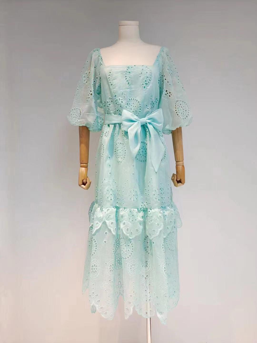 Neely Belted Puff Sleeves Lace Dress