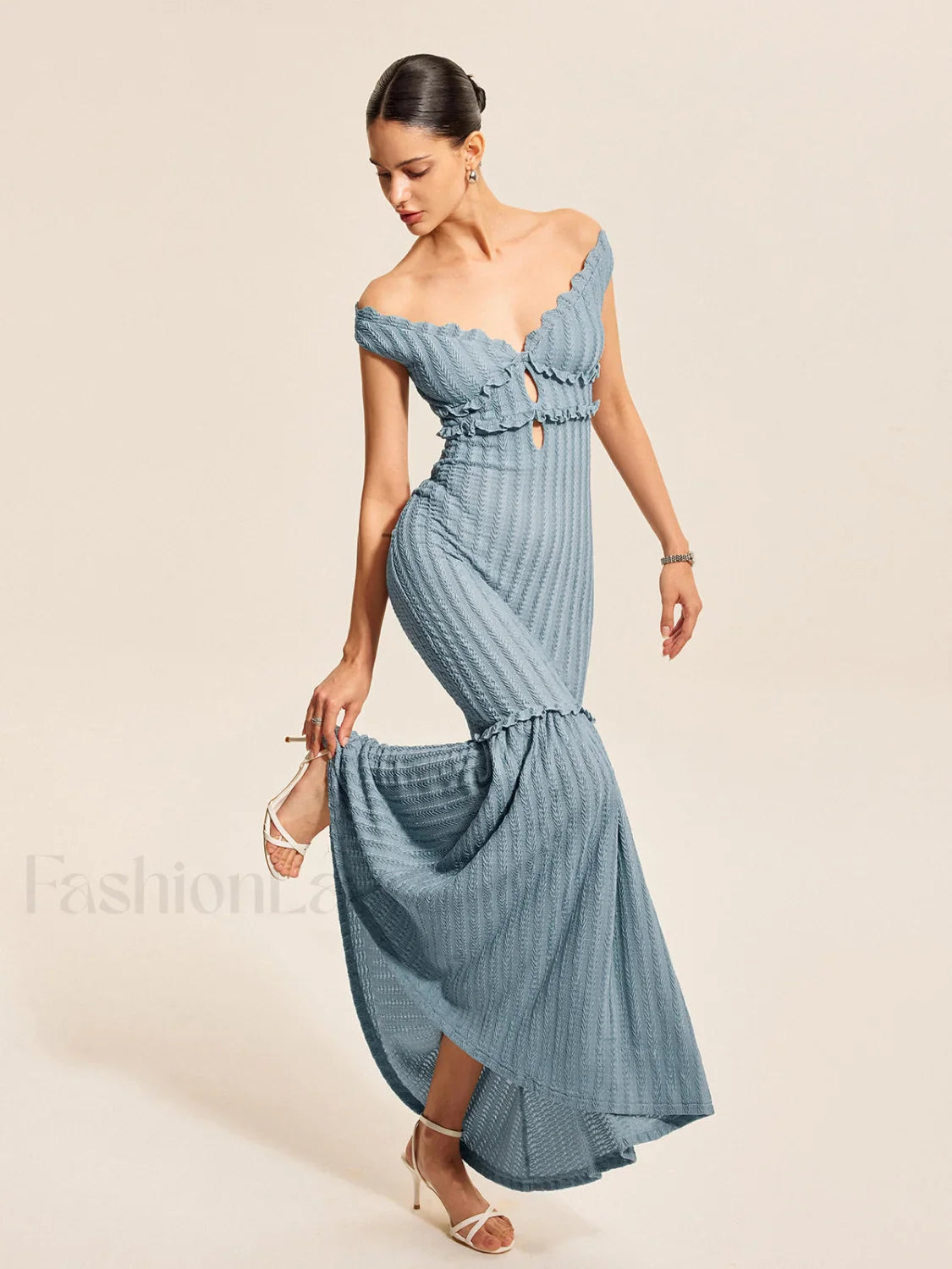 Off-Shoulder Ruffle Detail Dress