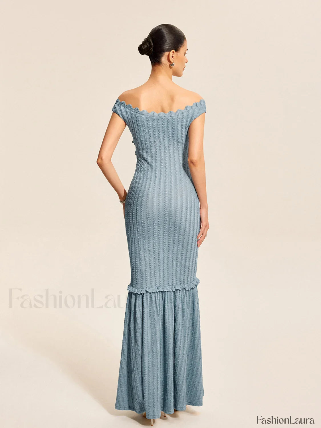 Off-Shoulder Ruffle Detail Dress