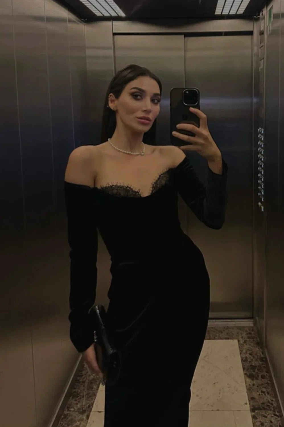 Palma Strapless Stylish Velvet Dress