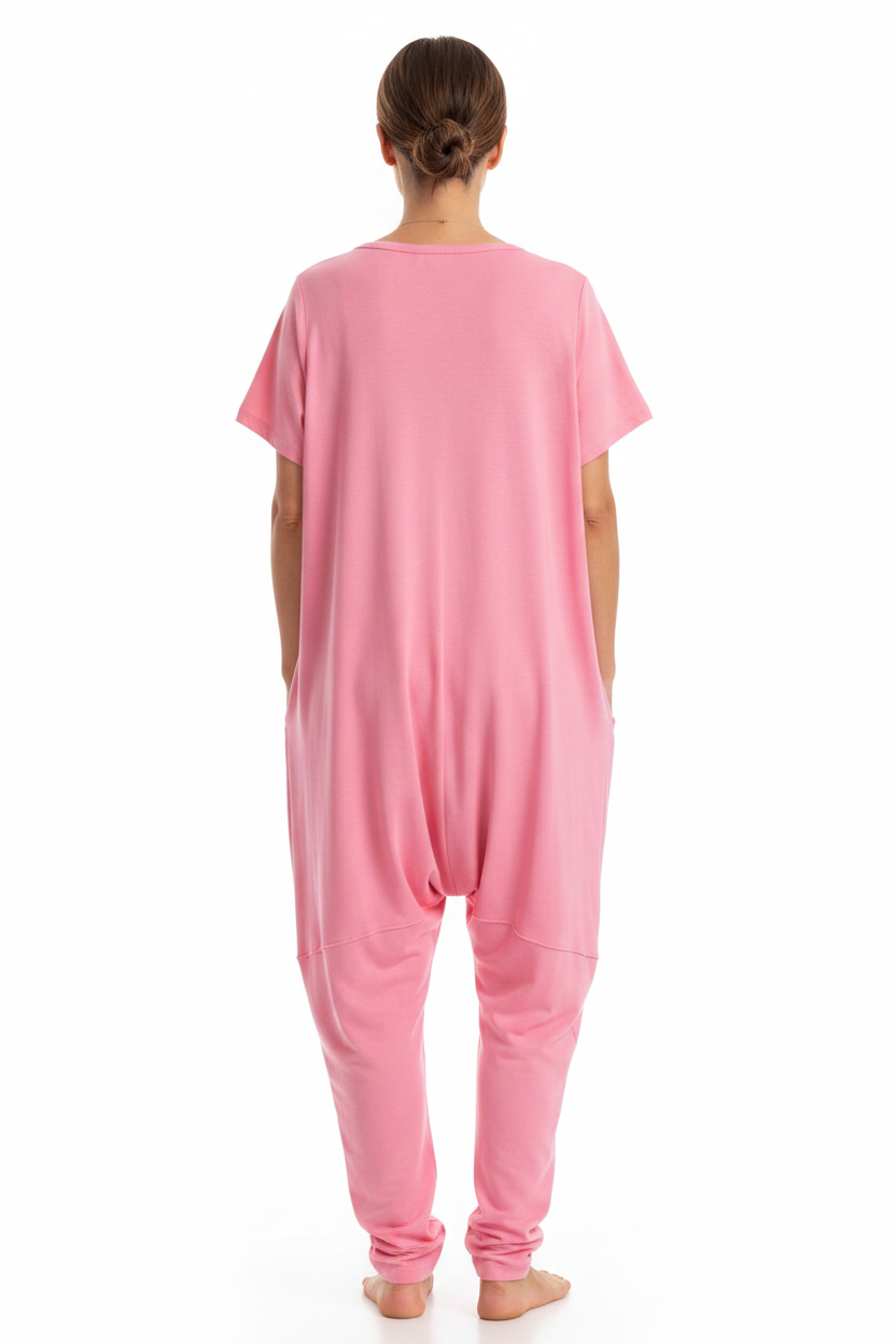 Cozy Casual Jumpsuit for Women with Adjustable Straps and Pockets