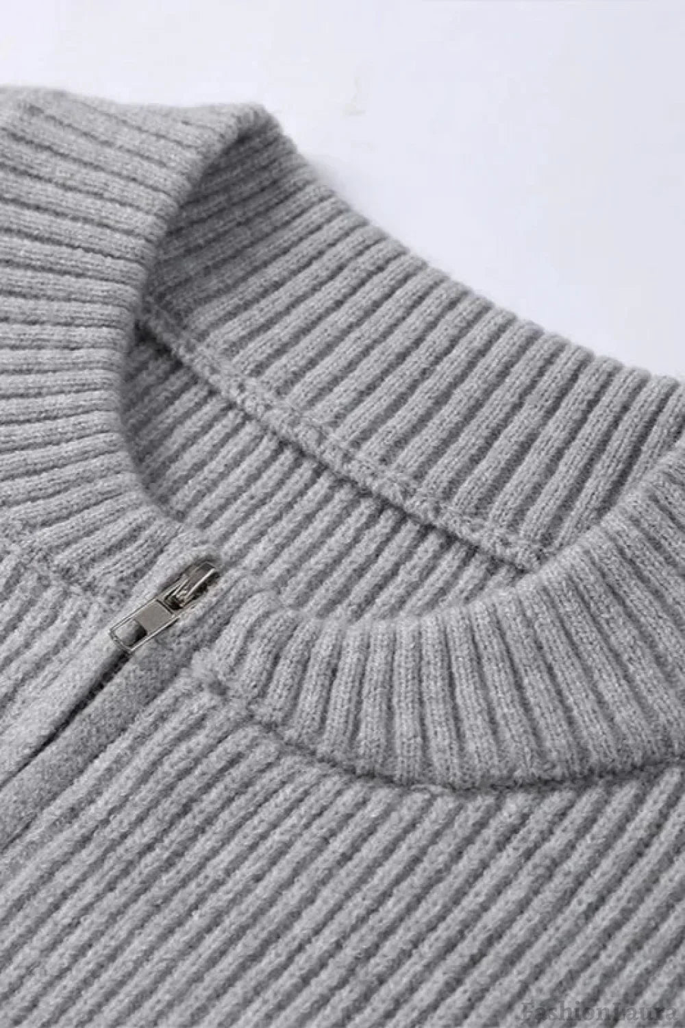 Pleated Knit O Neck Zipper Cardigan