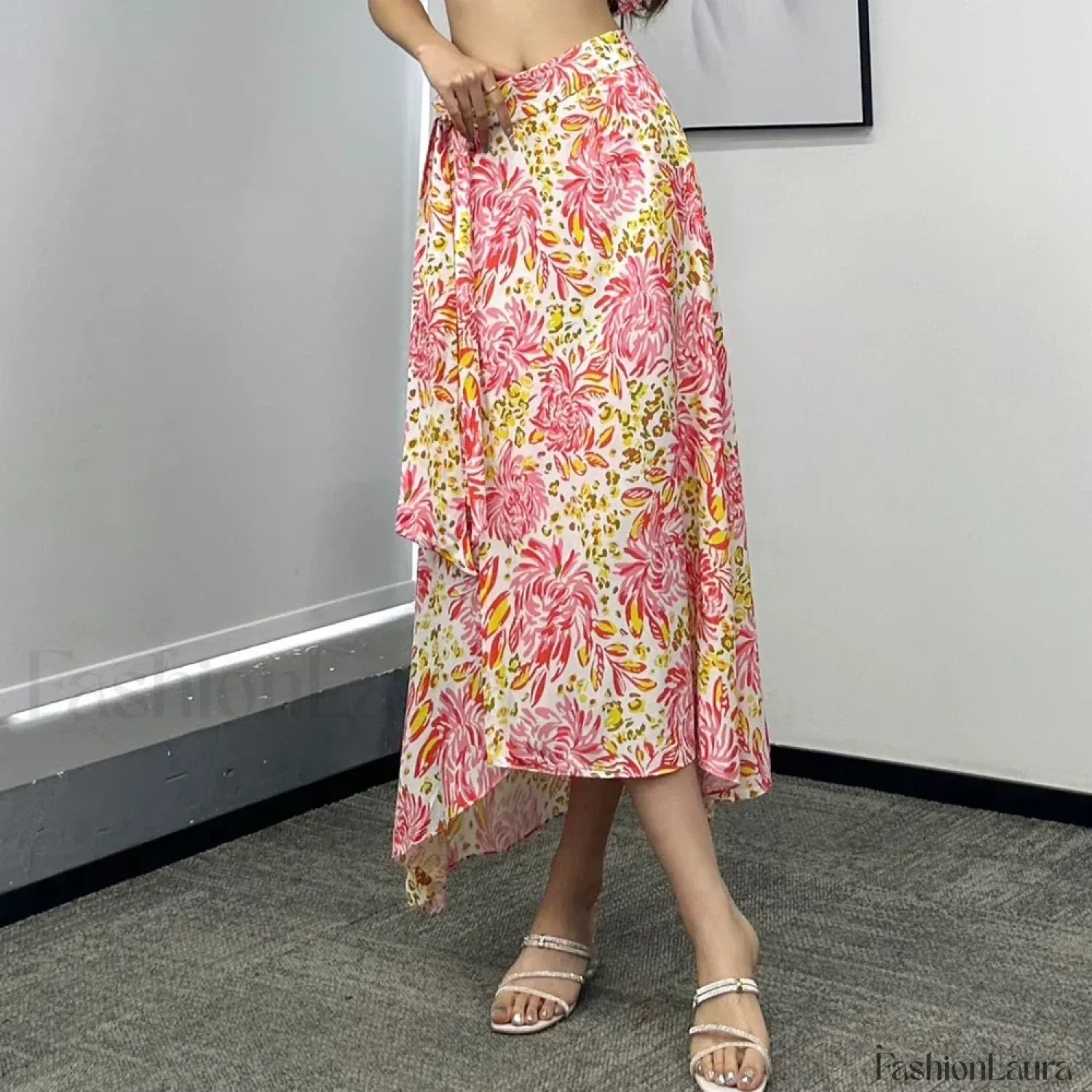 Printed Asymmetric Straight Skirt