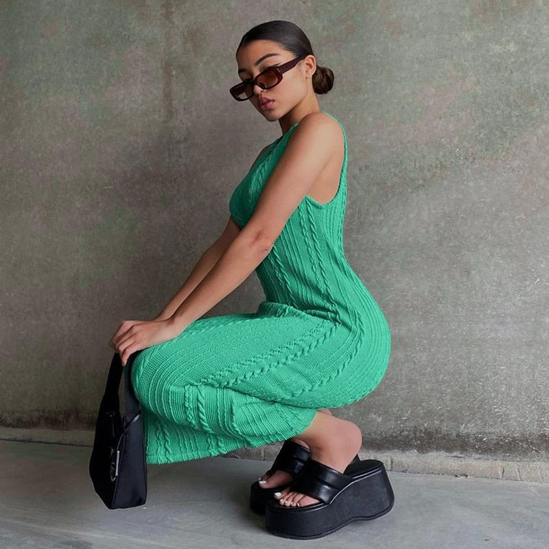 Cable Knit Crew Neck Sleeveless Bodycon Sweater Dress 4