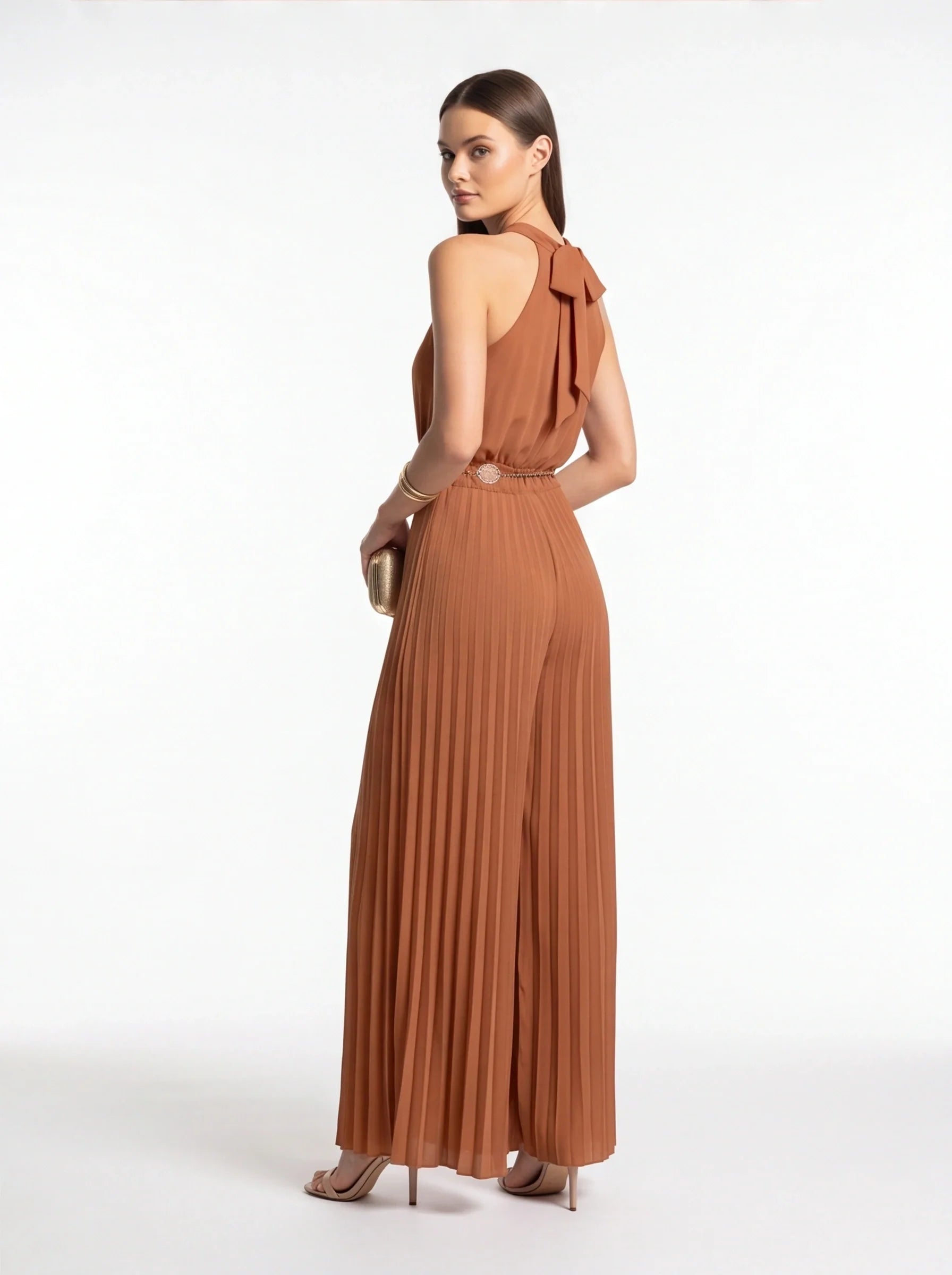 Elegant Pleated Wide-Leg Jumpsuit with Adjustable Straps & Pockets