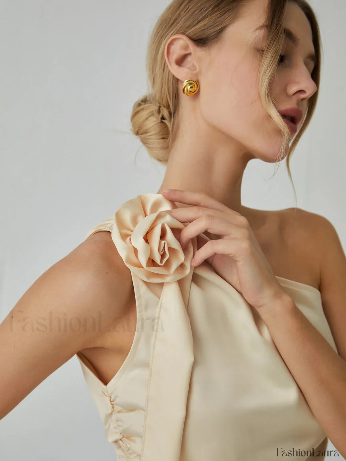 Rosette One Shoulder Trendy Off Tank Top