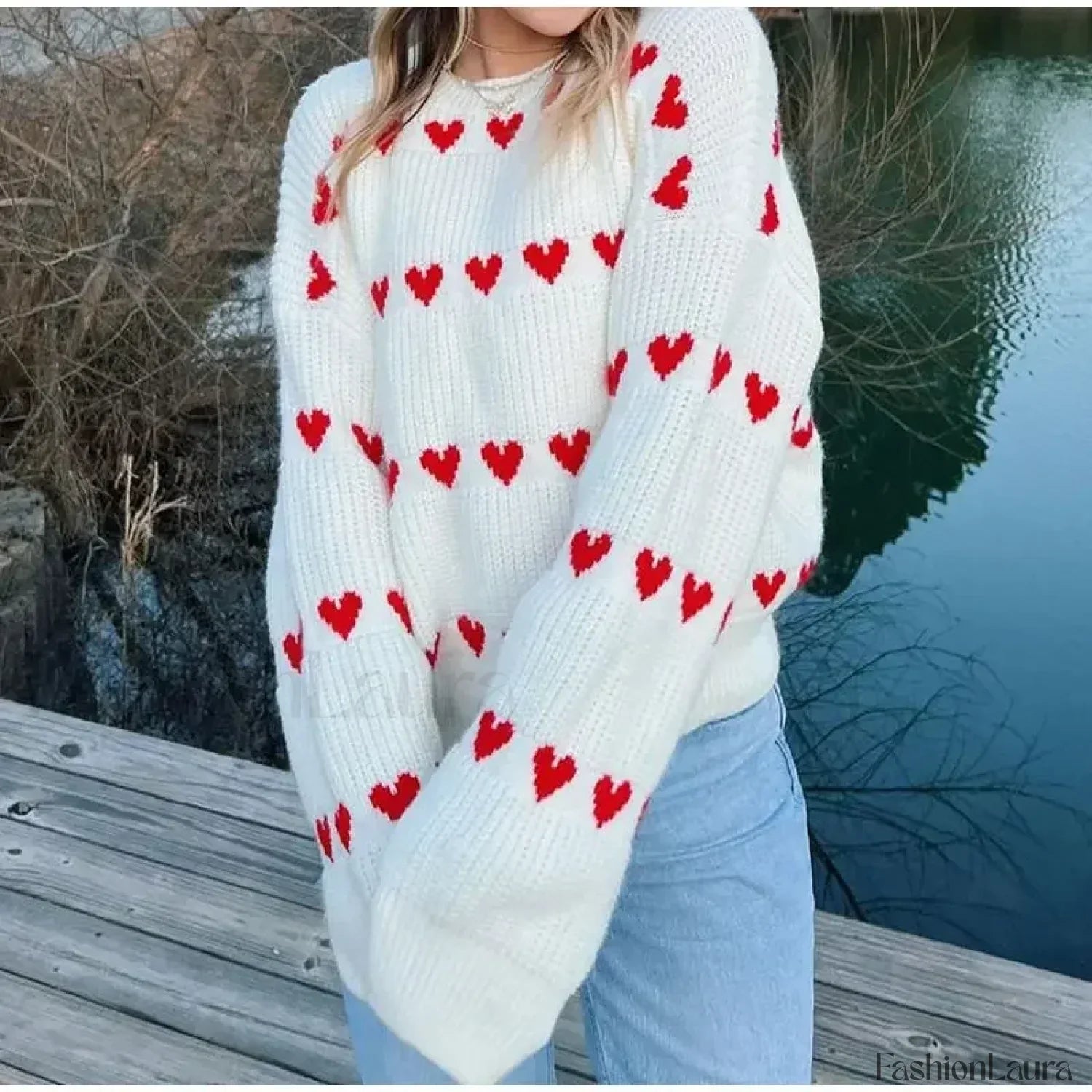Round Neck Long Sleeved Heart-shaped Women Autumn Winter Knitwear Soft Warm Sweater
