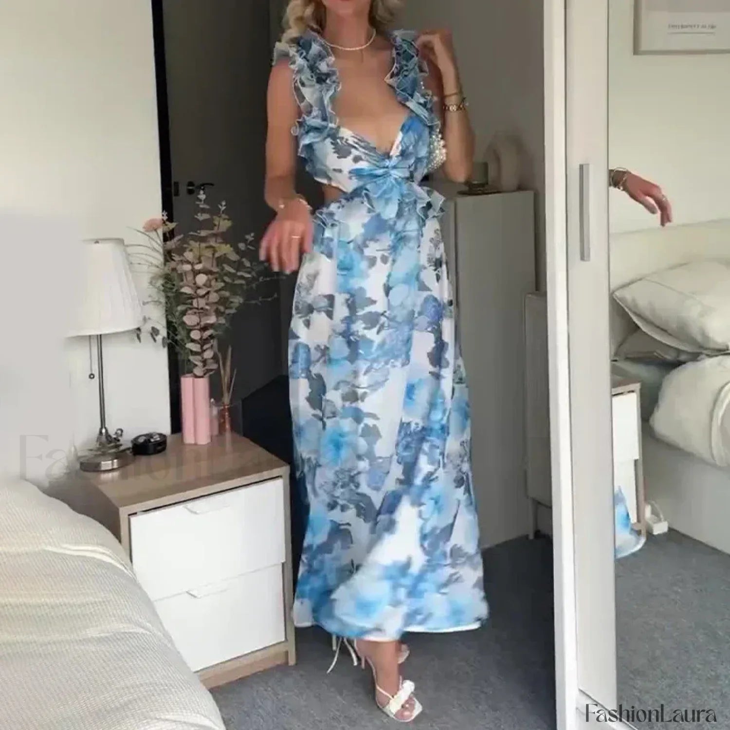 Ruffle Hem V-Neck Floral Dress