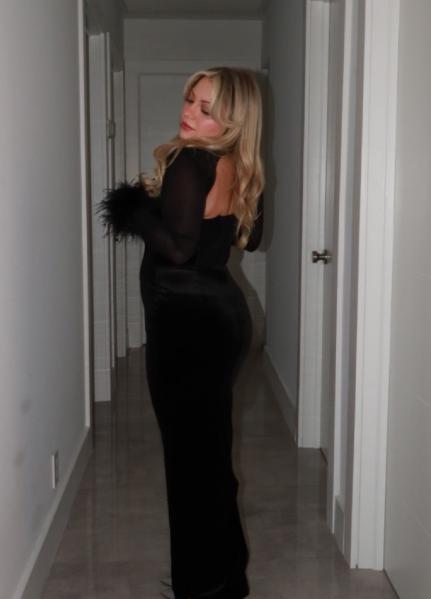 Evening Feather-Decorated Velvet Maxi Dress - View 5