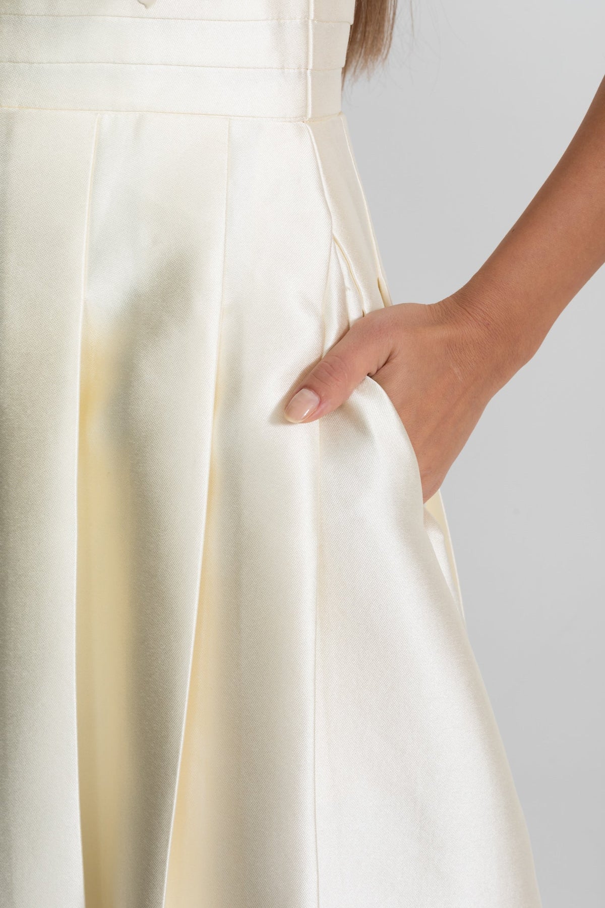 Satin V-Neck Oversized Bow Shoulder Sleeveless Pleated A-Line Midi Dress 3