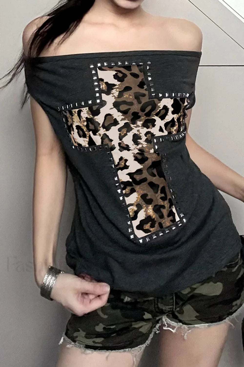 Sexy Leopard Print Slim Fit T-Shirt
