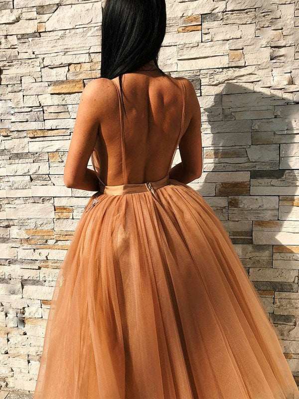 Lace Applique Tulle Plunge V-Neck Sleeveless Midi Prom Dress 3