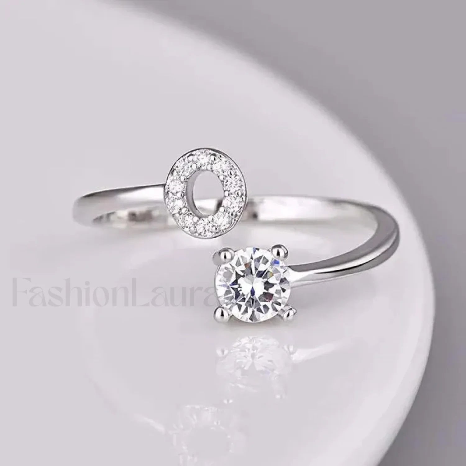 Shining Rhinestone New Fashion Initial Alphabet Opening Charm Jewelry Ring O