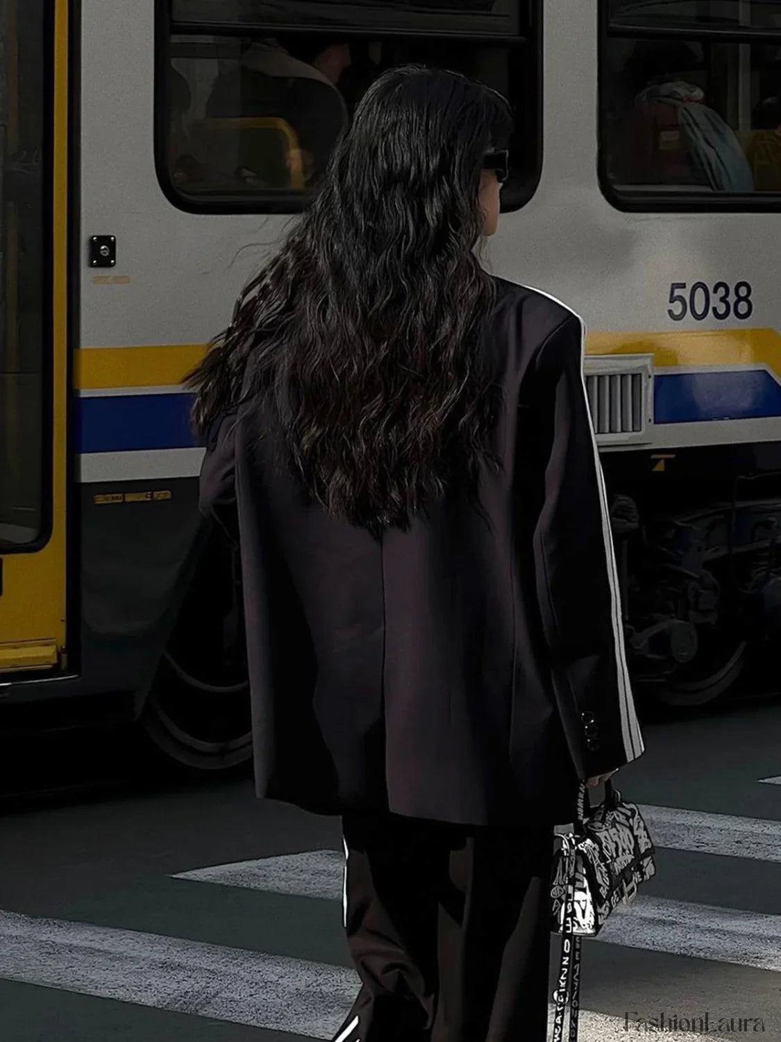 Side Striped Graceful Long Sleeve Blazer