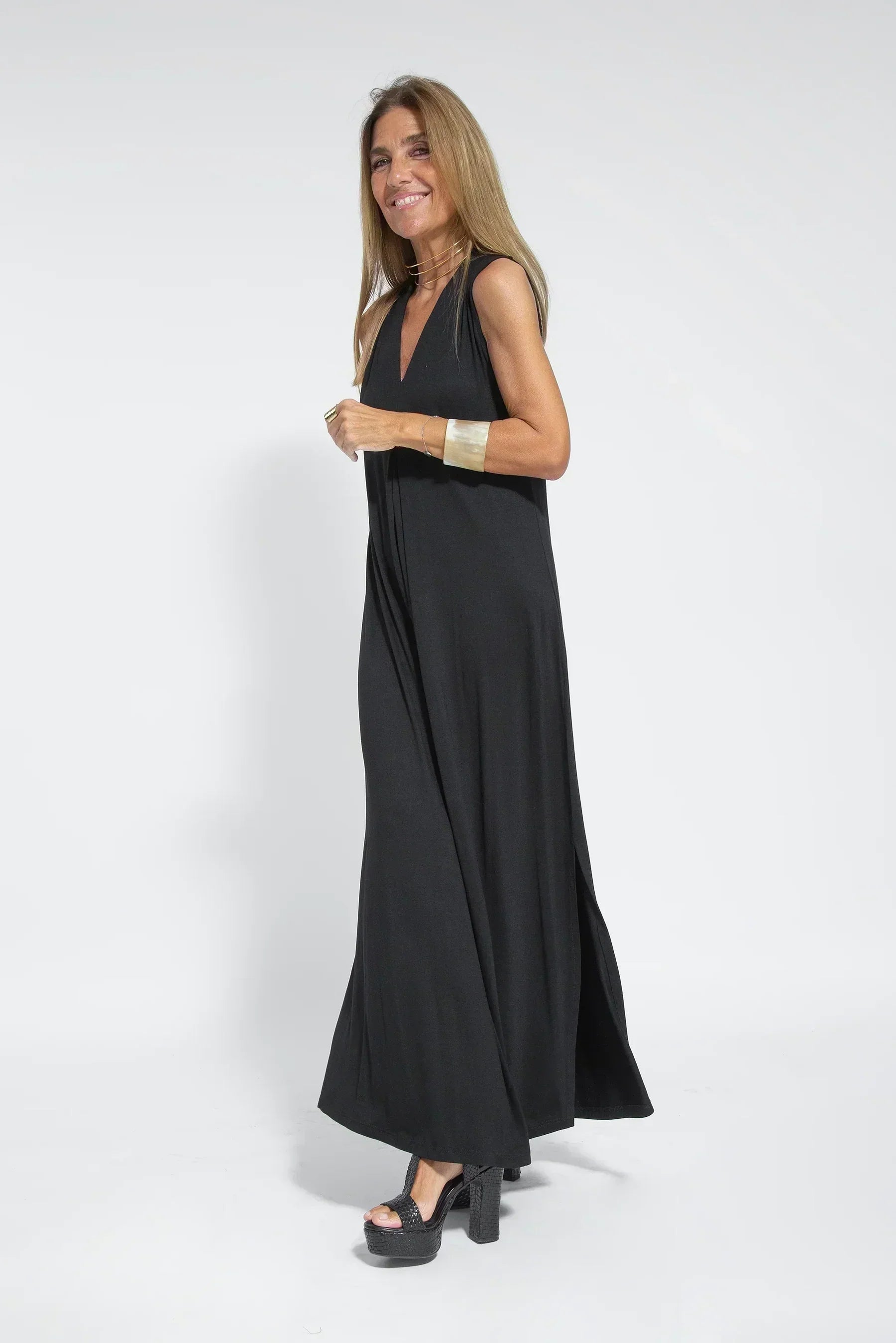 Sleeveless Deep V-Neck Center Pleat Wide Leg Maxi Jumpsuit