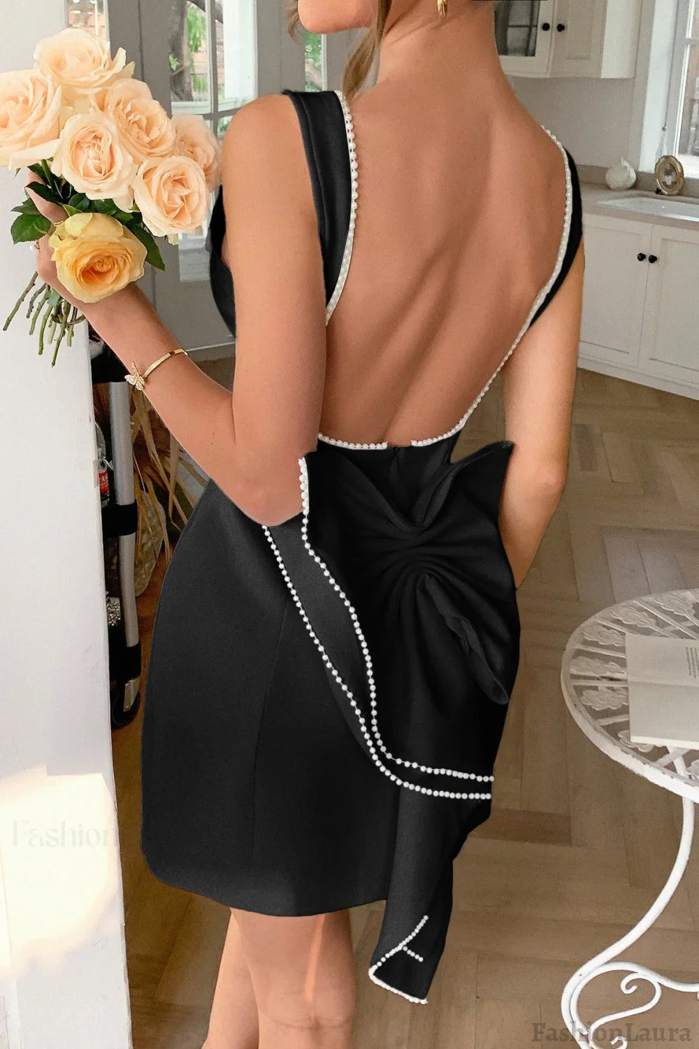 Sleeveless Bow Bodycon Party Dress