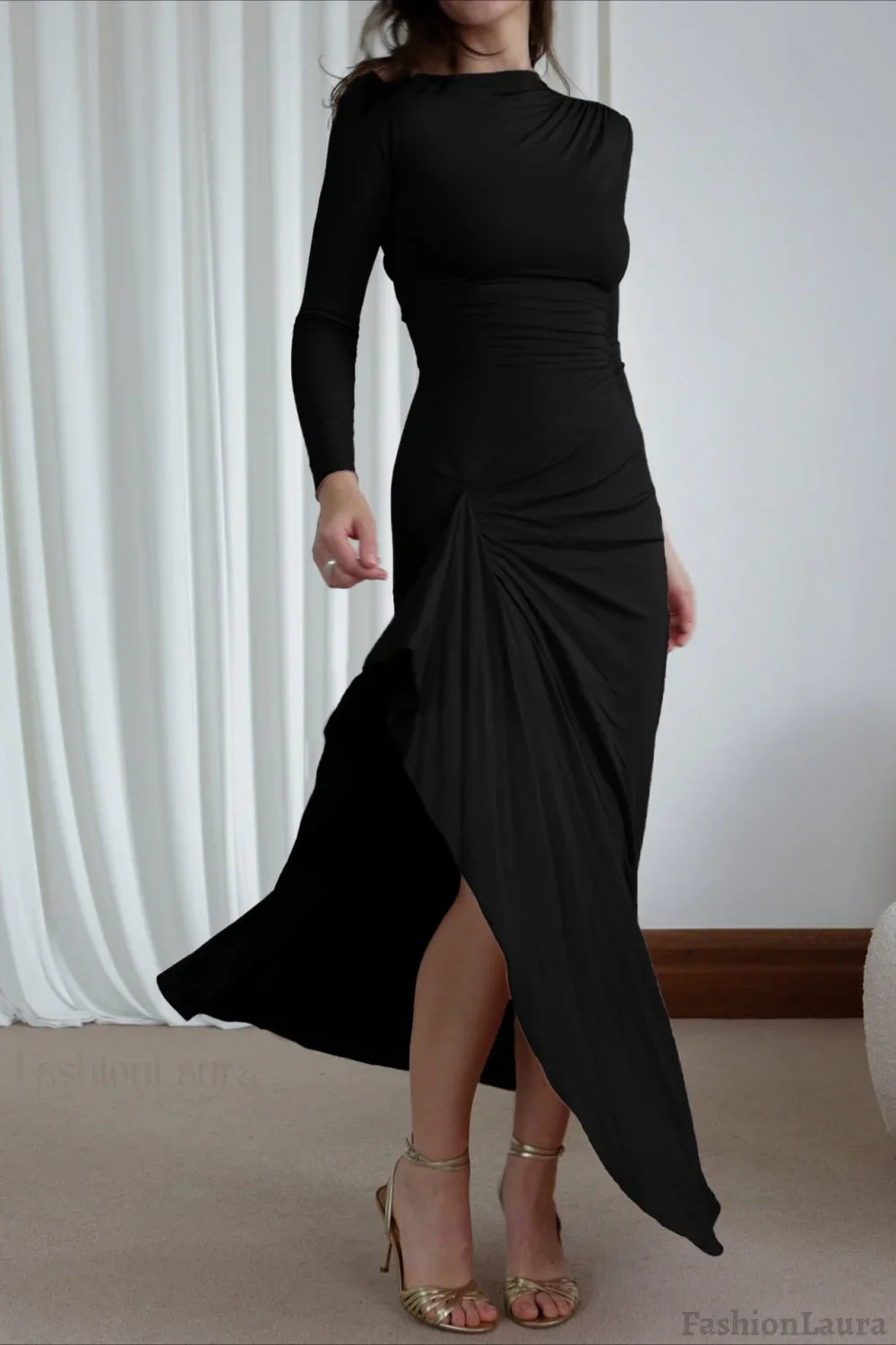 Slim Fit Pleated Long Sleeve Maxi Dress