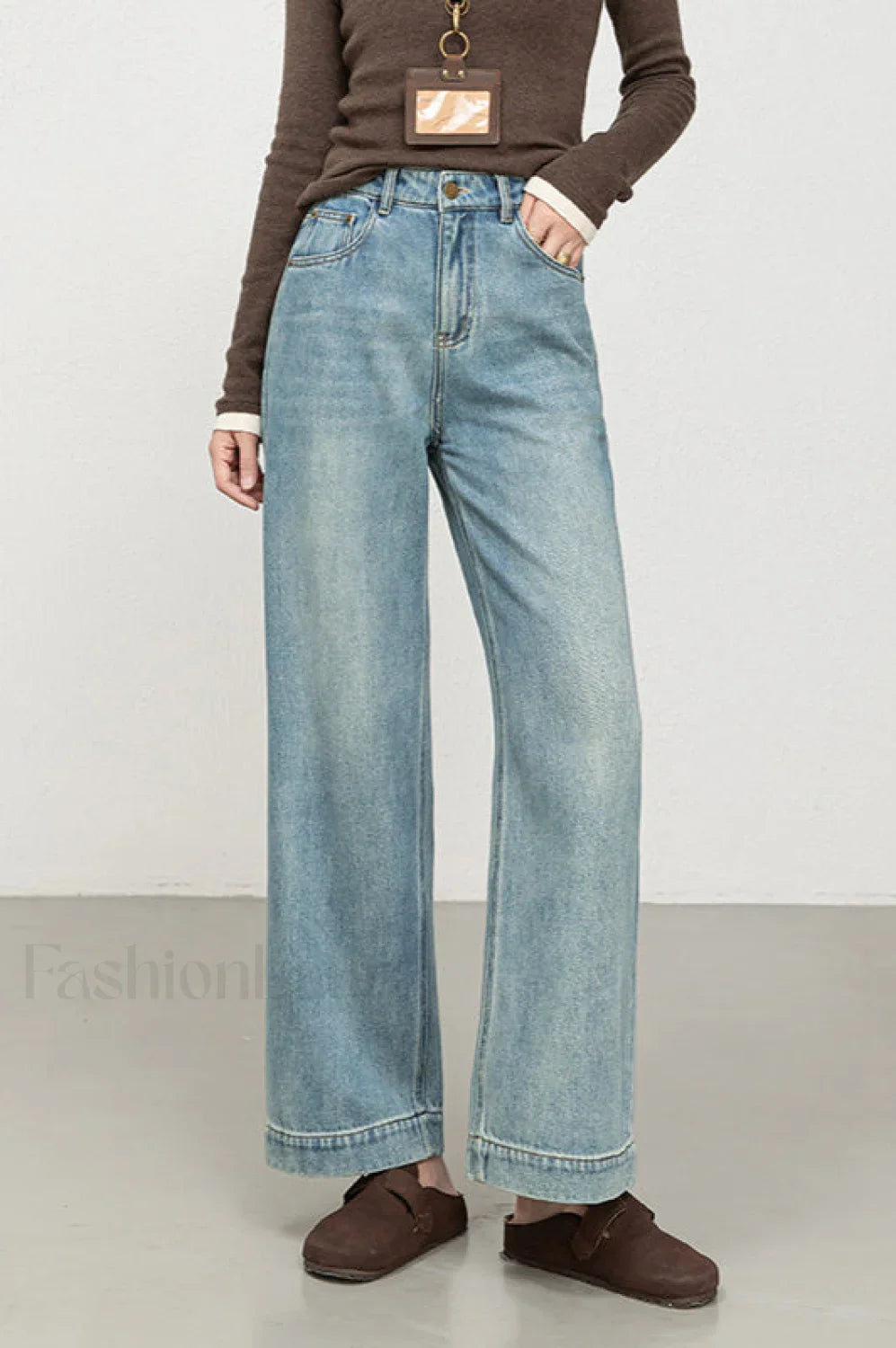 Soft High Rise Embroidered Cropped Jeans Blue / S