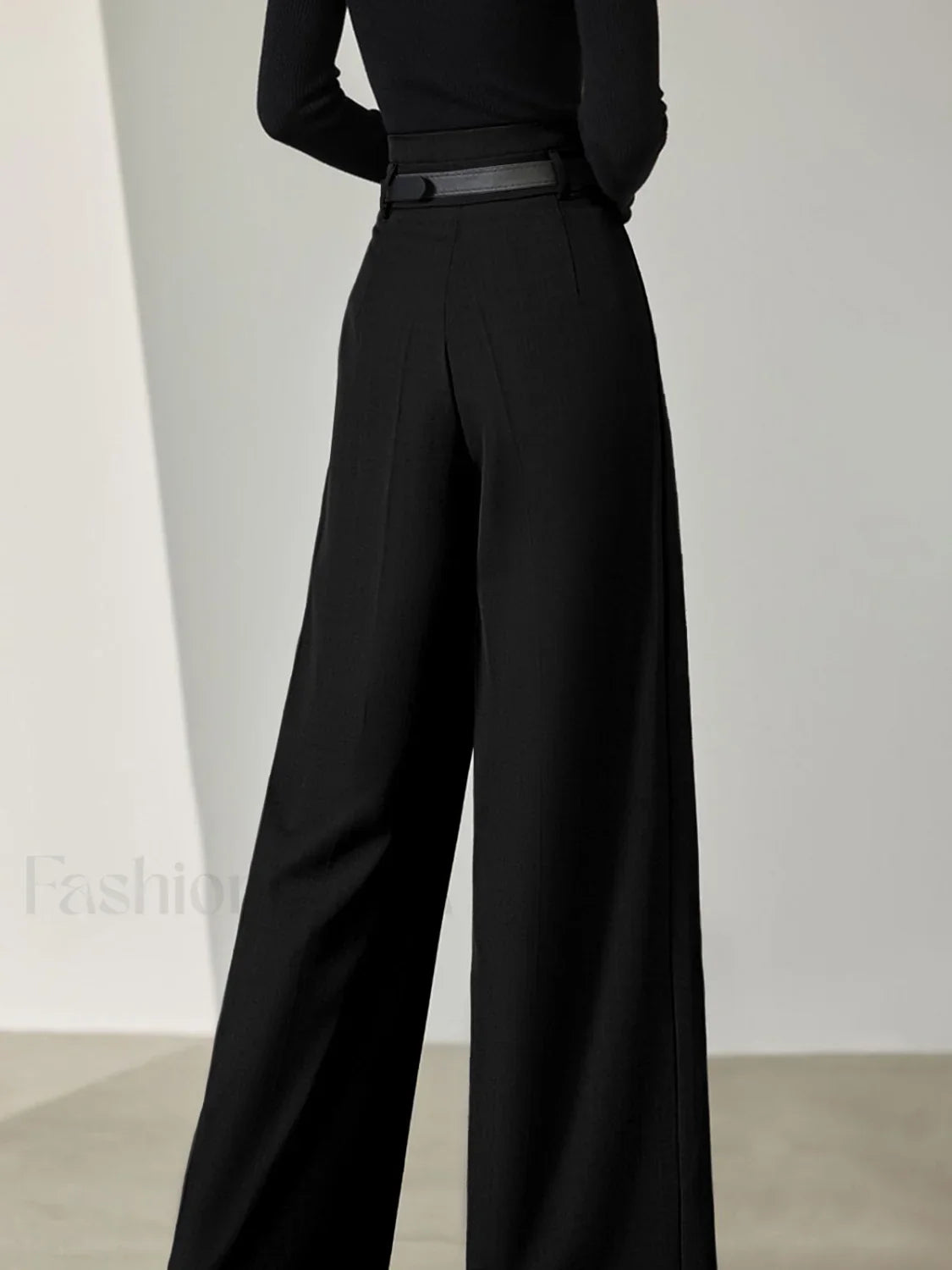 Solid Belted Pleated Wide Leg Pants