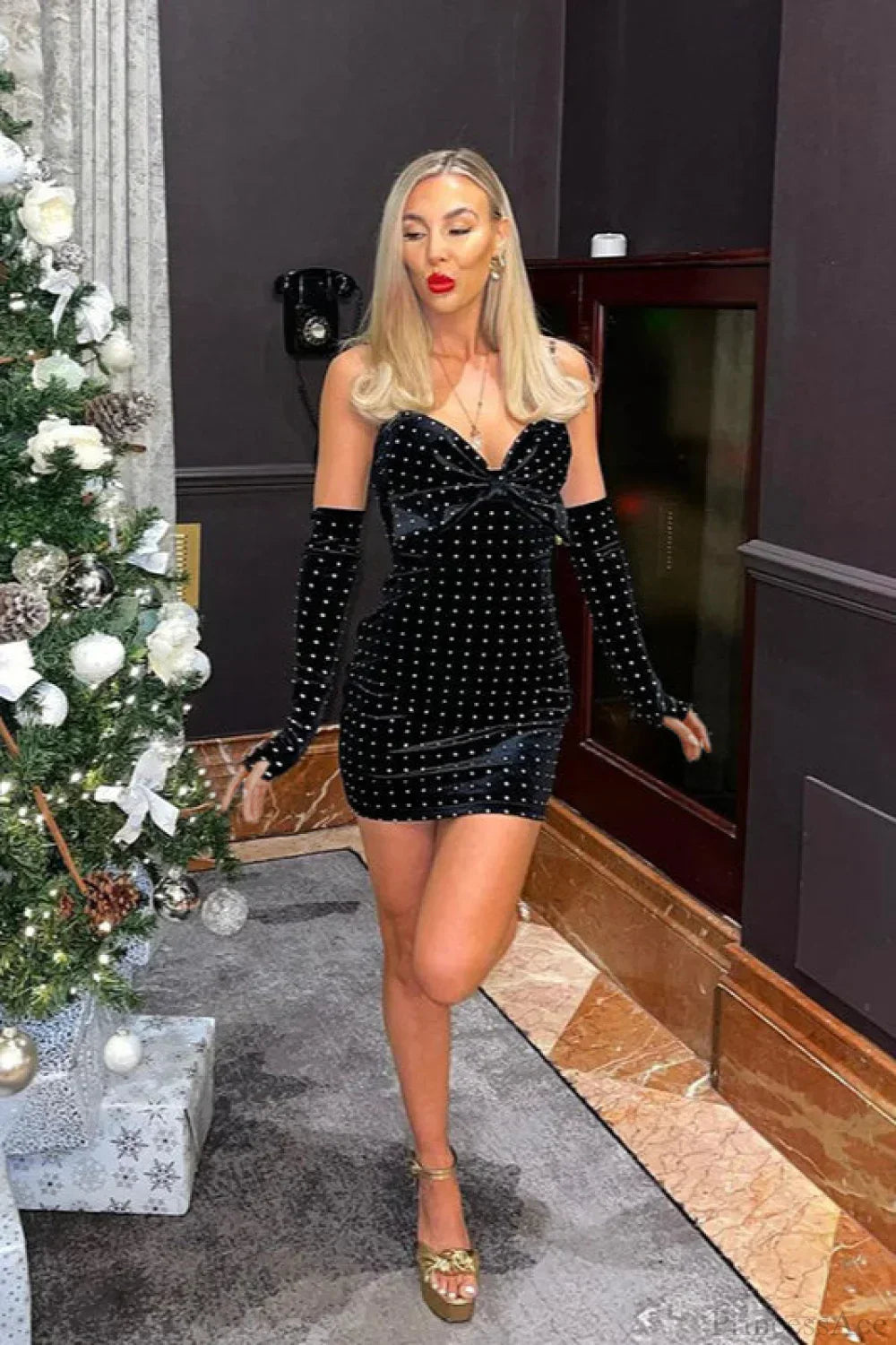 Velvet Rhinestone Sweetheart Bow Bodycon Mini Dress