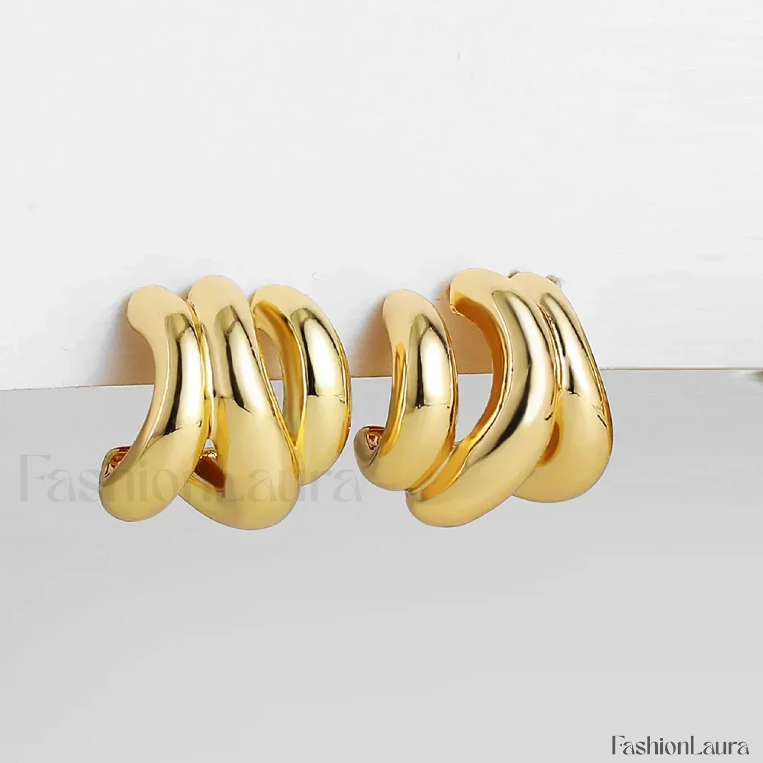 Stainless Steel Gold Plated Tear Drop Earrings Lightweight Smooth Metal Waterdrop Hoop Earring