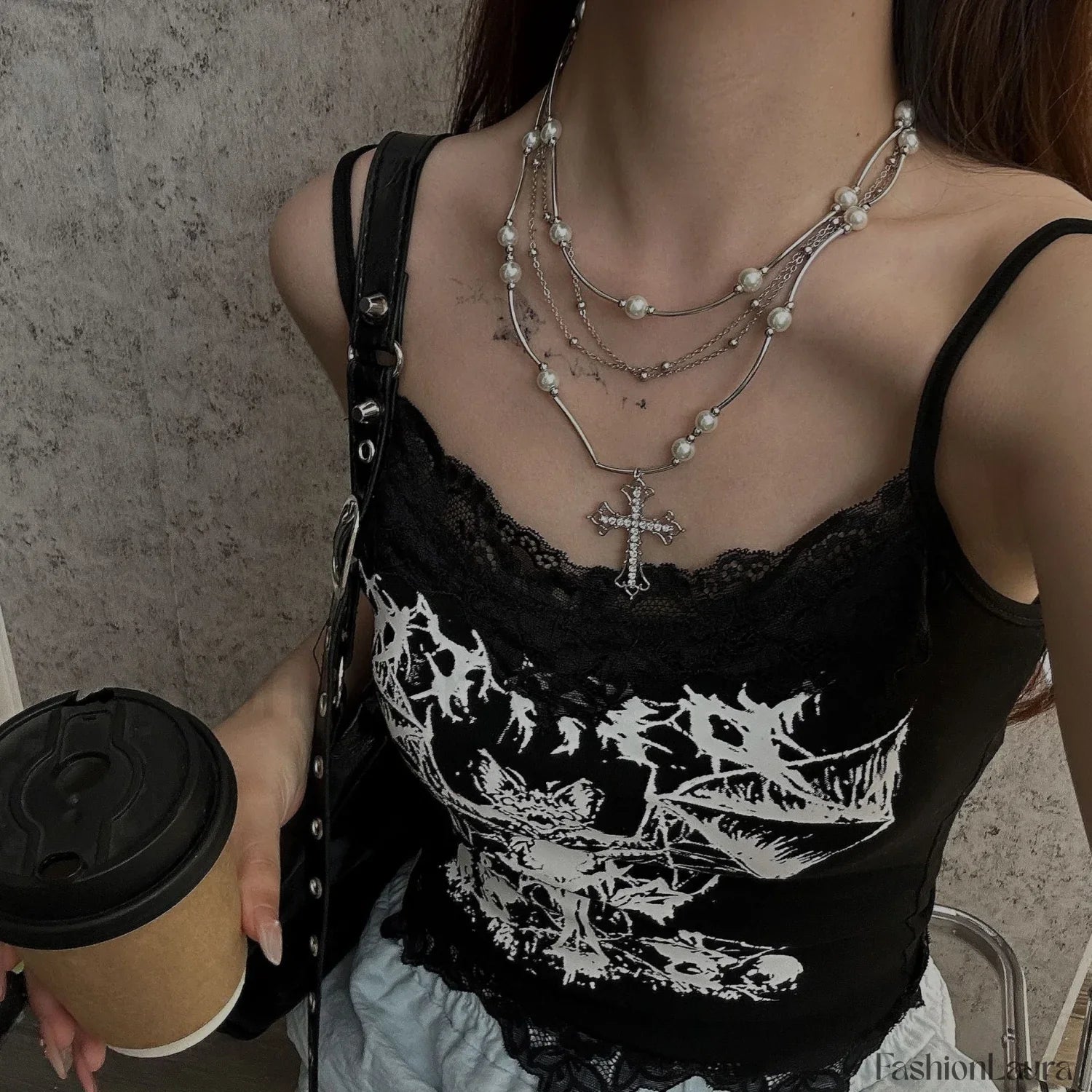 Sweet Cool Layered Pearl Necklace