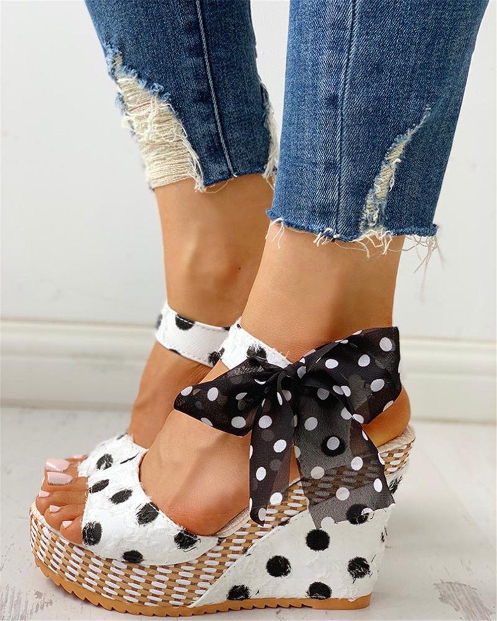 Sweet Polka Dot Leisure Wedges Sandals
