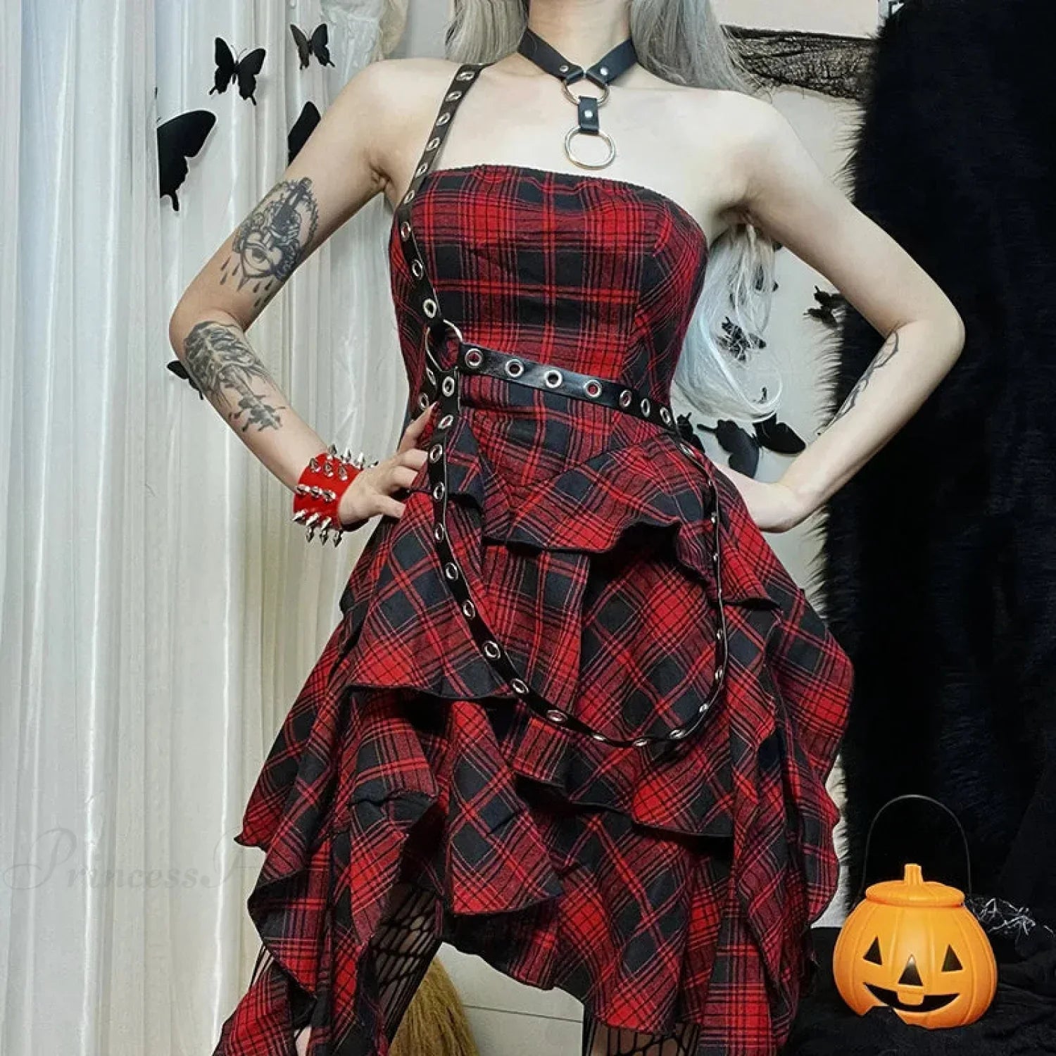 Tall Cut Lace Form-Fitting Mini Dress Red / S