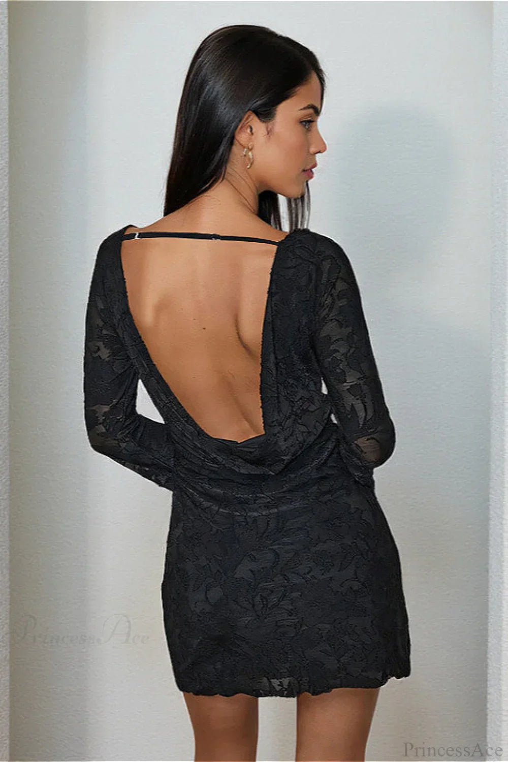 V-Neck Sleeveless Backless Bodycon Mini Dress - View 3