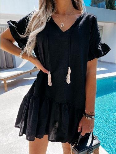 V neck Short sleeved Solid Color Short Dress