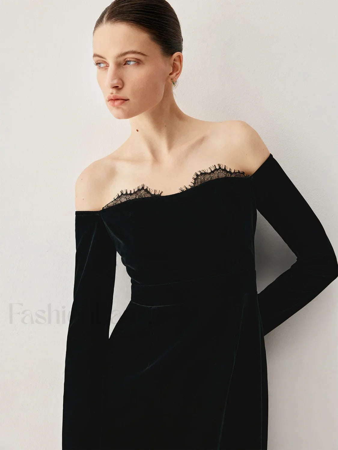 Velvet Off-shoulder Patchwork Trendy Slit Midi Dress