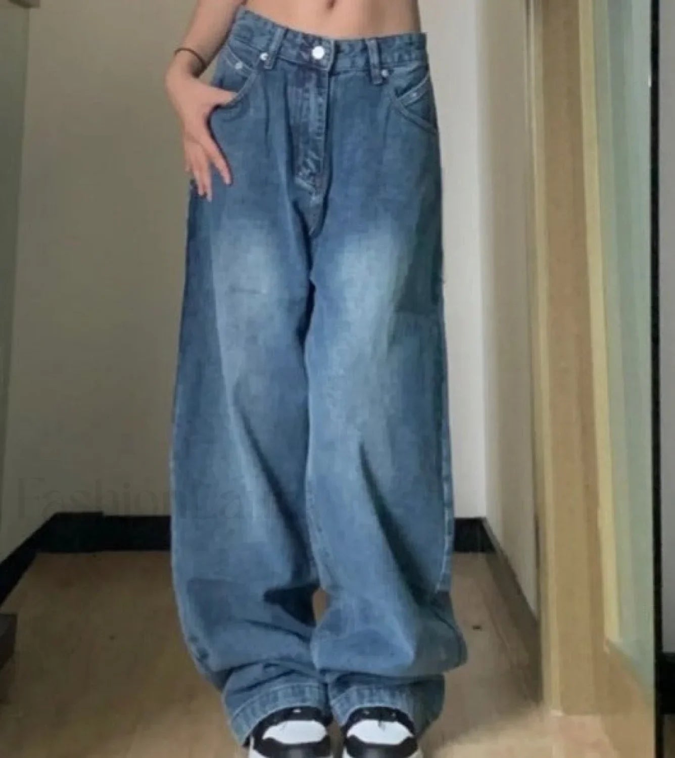 Vintage Blue Graceful Wash Boyfriend Jeans