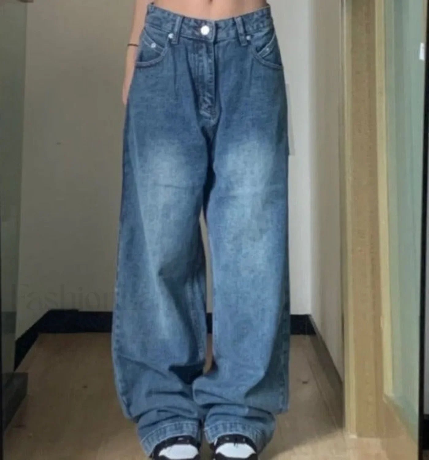 Vintage Blue Graceful Wash Boyfriend Jeans
