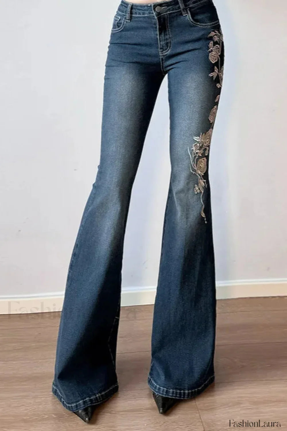 Vintage Plant Embroidered Bootcut Jeans