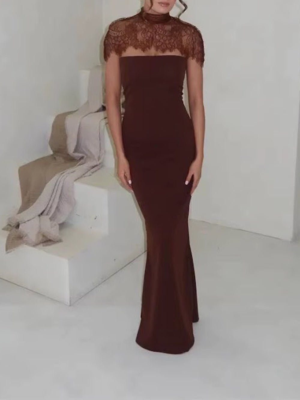 Lace Yoke High Neck Cap Sleeve Column Maxi Gown - View 3