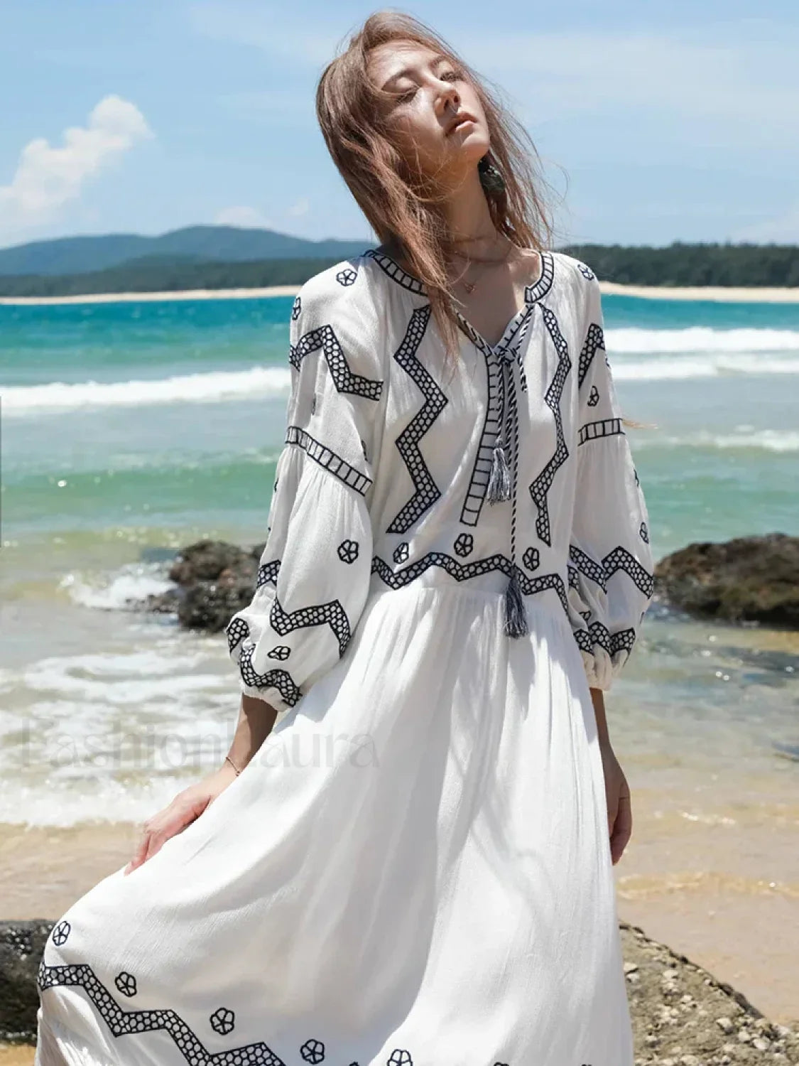 White Retro V-Neck Boho Dress