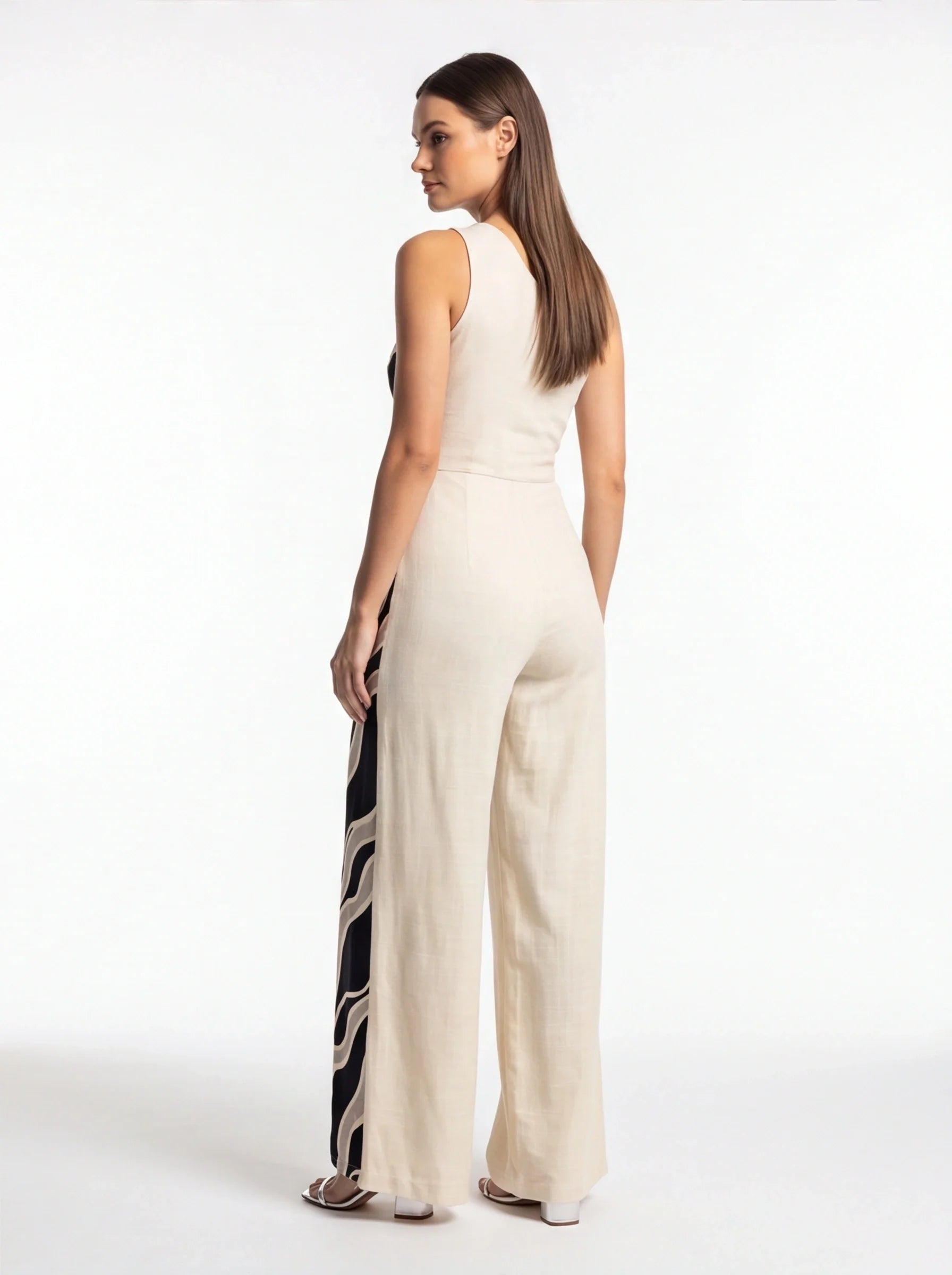 Chic Colorblock Wide-Leg Jumpsuit for Women | Elegant Design, Comforta