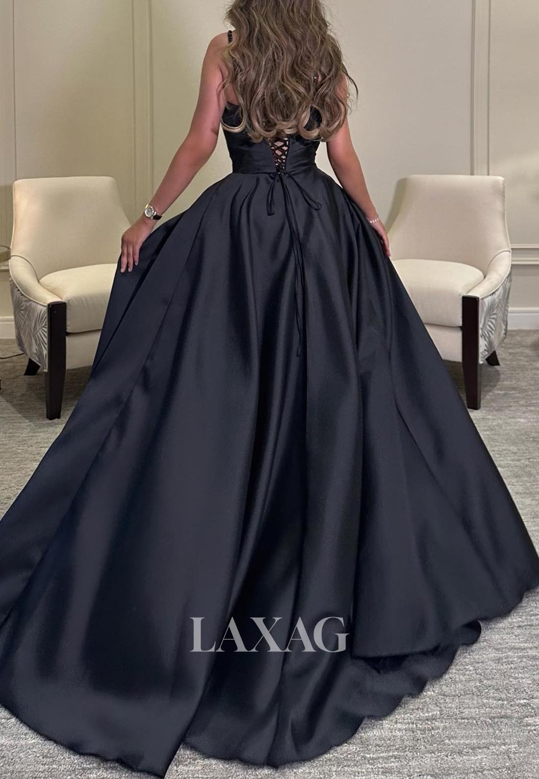 Beaded V-Neck Spaghetti Straps Formal Gowns Sleeveless Pleated Satin Mermaid Evening Dress