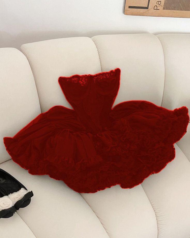 Cute Ball Gown Strapless Black Ruffles Lace Homecoming Dress Short Birthday Outfits