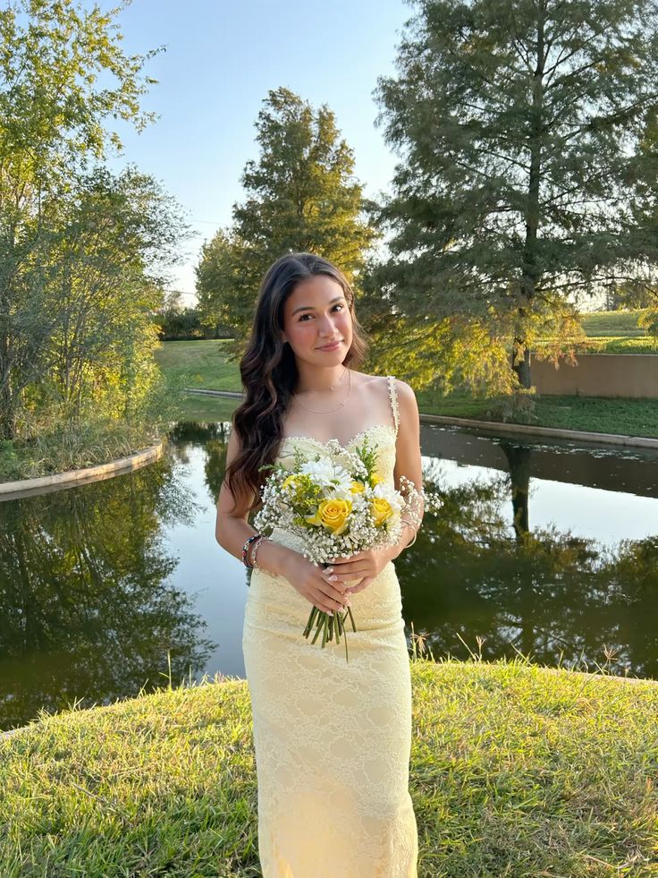 Pastel Yellow Prom Dress Elegant Lace Evening Dress