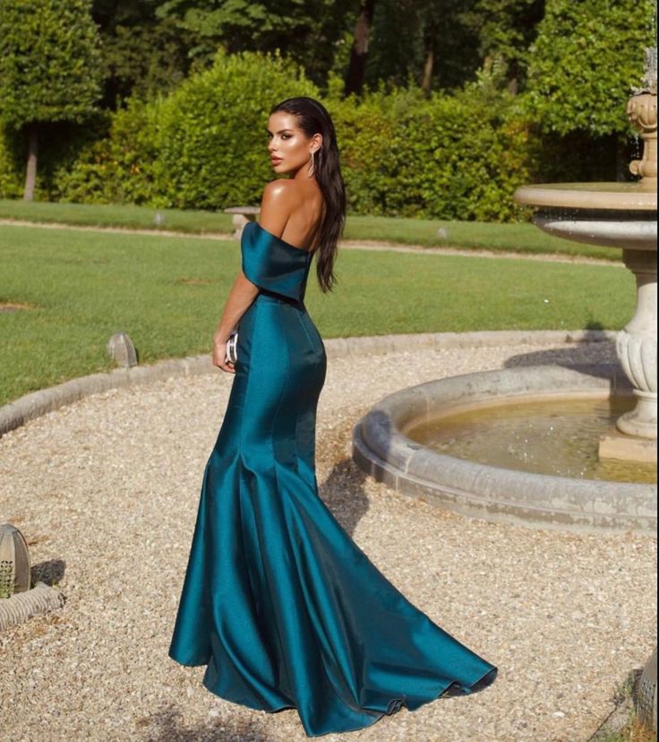 Off Shoulder Mermaid Long Prom Dress Elegant Evening Party Dress