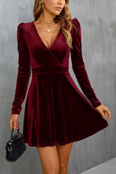 Solid Velvet V-neck Long-sleeved Waist Mini Dress - View 4