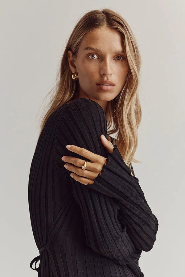 Timeless Sasha Knitted Midi Dress with V Neck and Sleeves Evening Wear Edit