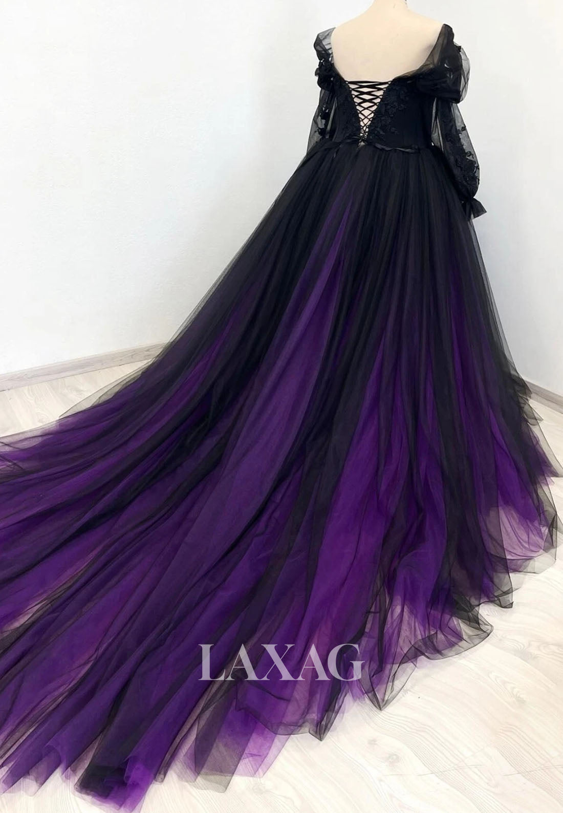 Deep V-Neck Off-Shoulder A-Line Wedding Dress Long-Sleeves Applique Pleated Tulle Formal Gowns