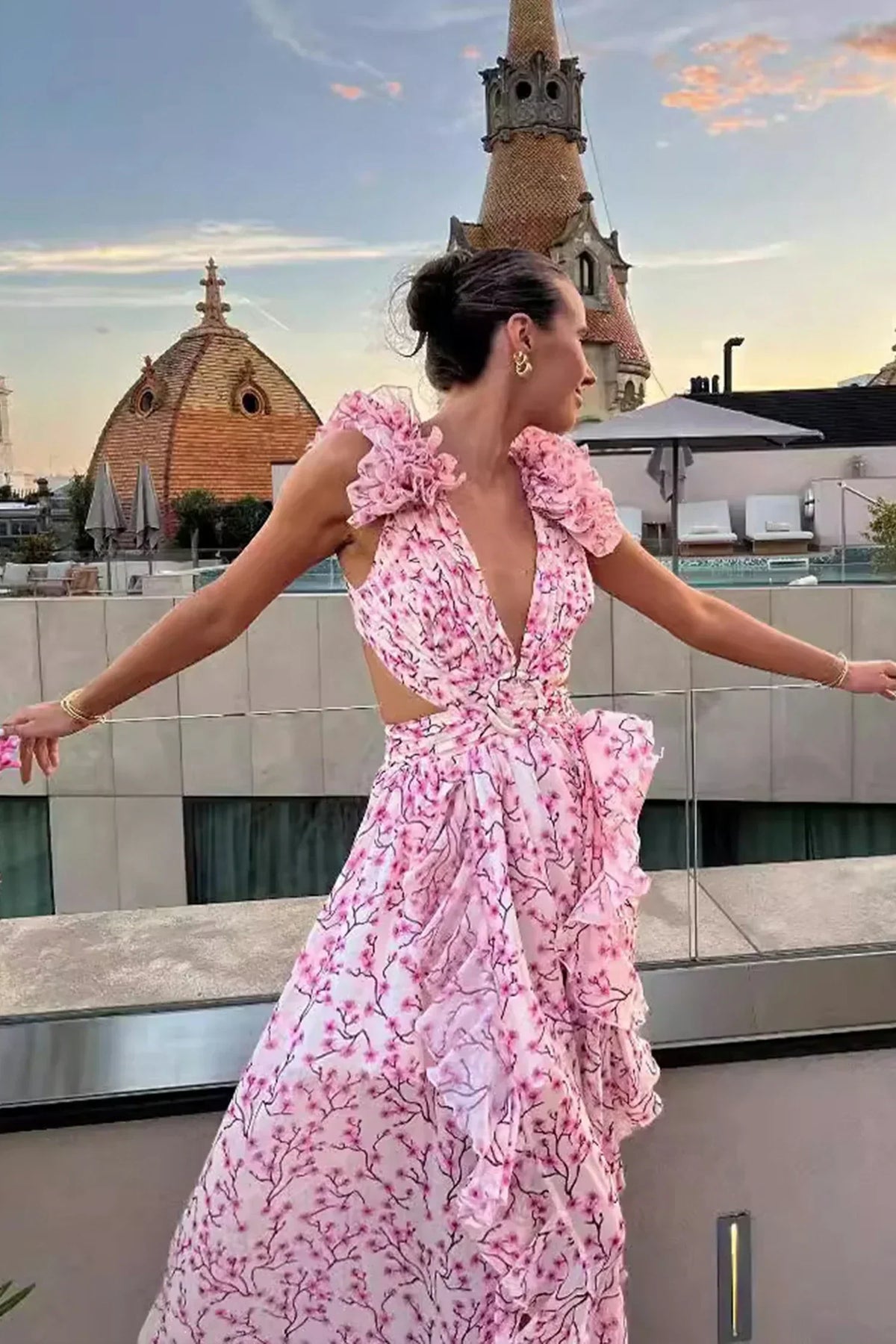 Floral Print Deep V-Neck Ruffle Shoulder Cut Out Midi Dress 2