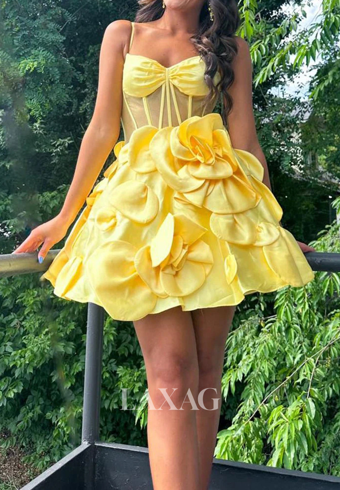 Spaghetti Straps Sweetheart Sleeveless Floral Embellished Pleated A-Line Homecoming Dress