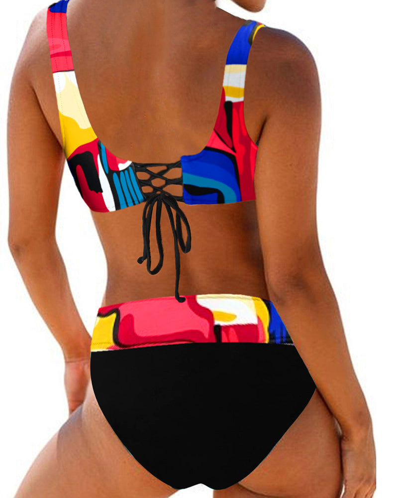 Geometric Print Twist Front High Waist Bikini Set